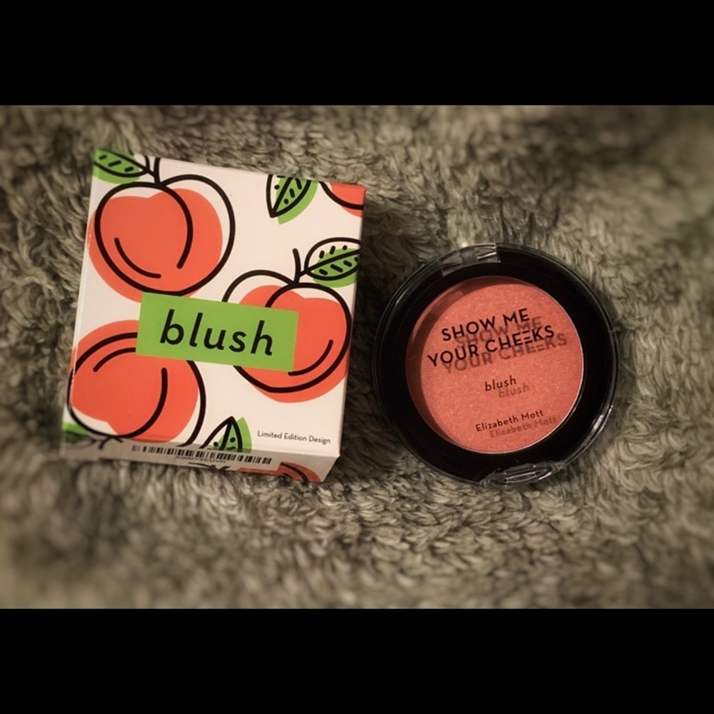 Show me your cheeks blush